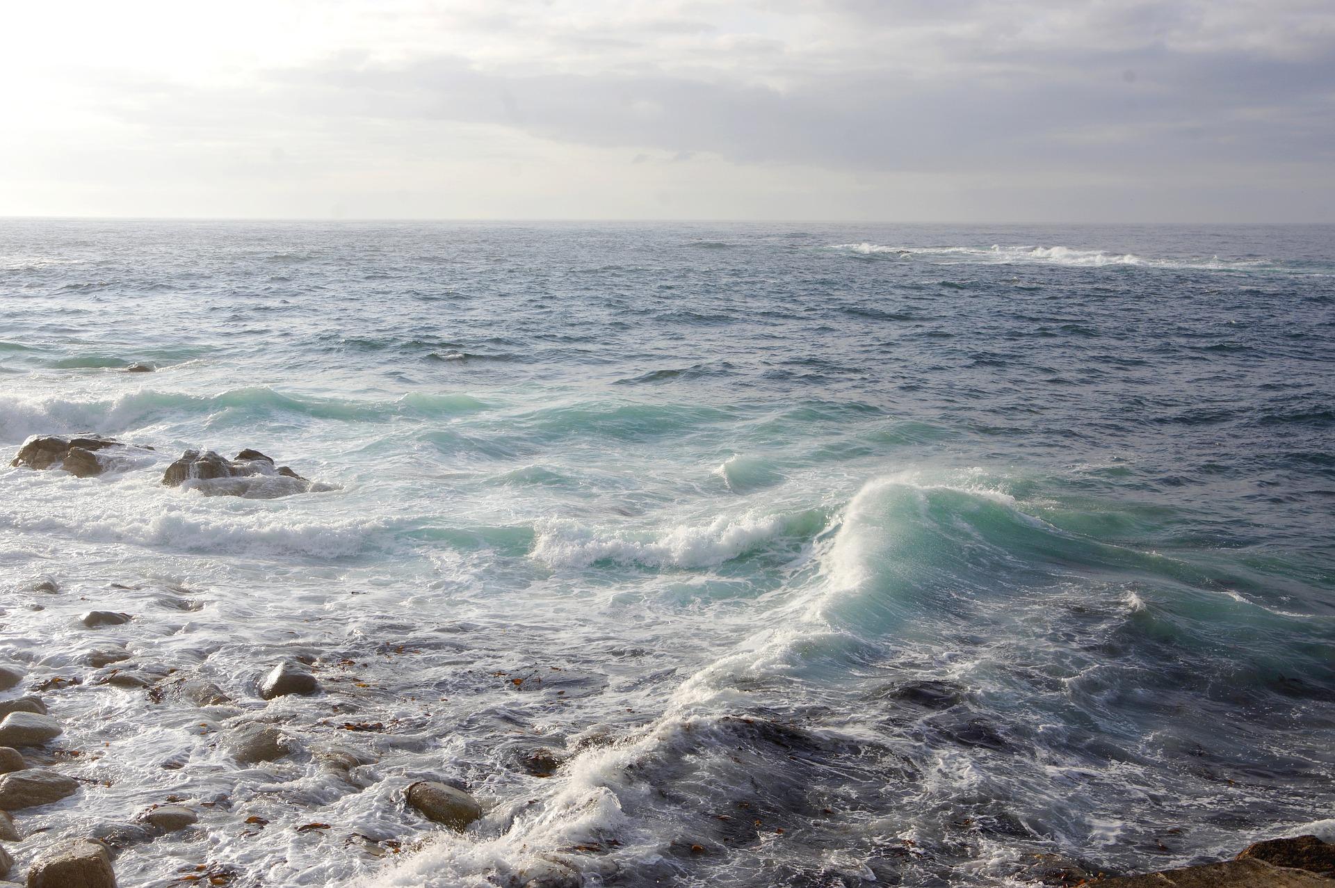 Dreaming about Sea Water What it means and How to Interpret it